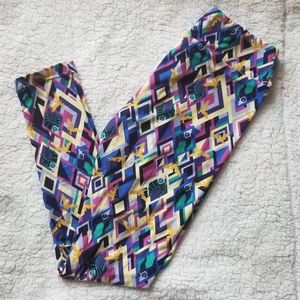 *Sold* Lularoe OS Leggings